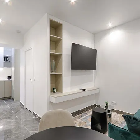Appartement Souplex Chaumont * Paris